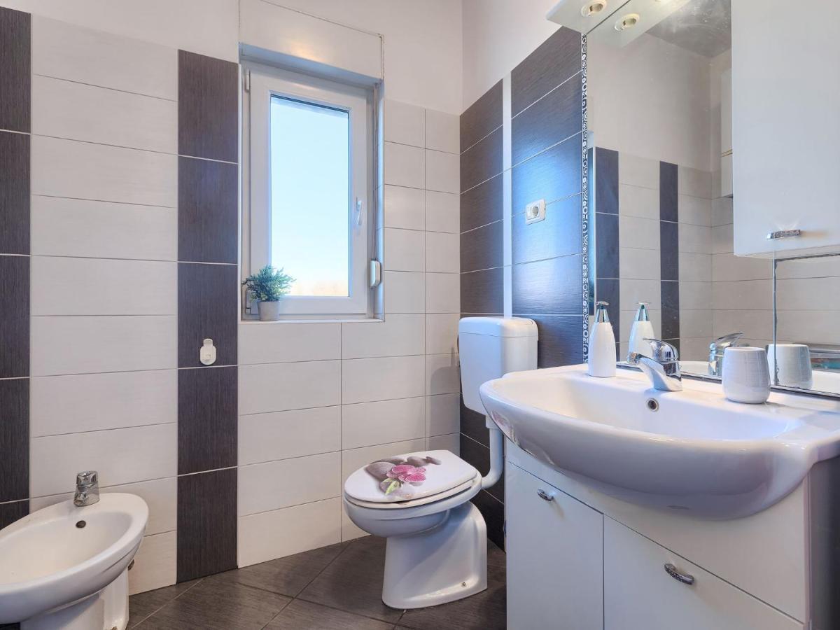 Apartment Laura By Interhome Galizana Exterior photo